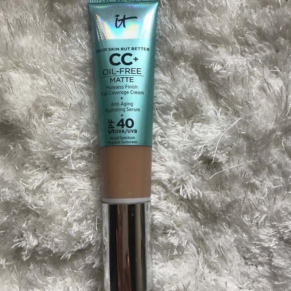 It Cosmetics CC cream - Picture 3 of 3